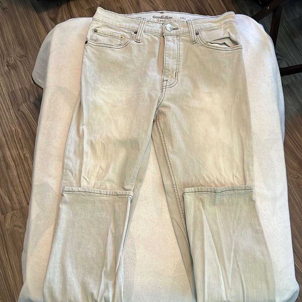 Goodfellow & Co. Men’s slim light gray jeans. 30x30